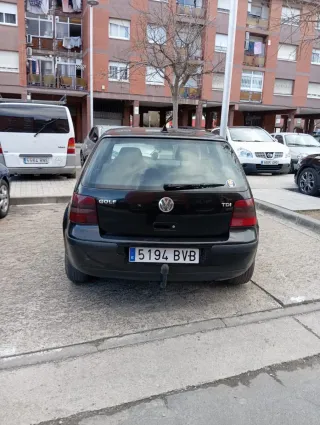 Volkswagen Golf 2004