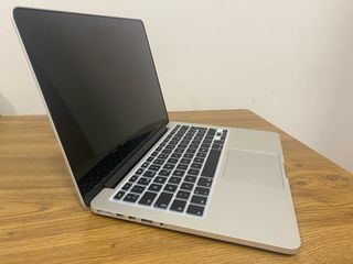 MacBook Pro i5 Retina SSD 2015