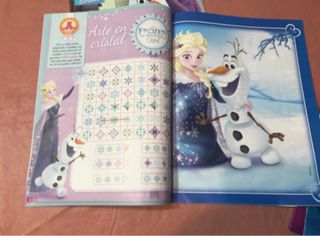 Lote Revistas y Cuadernos Frozen
