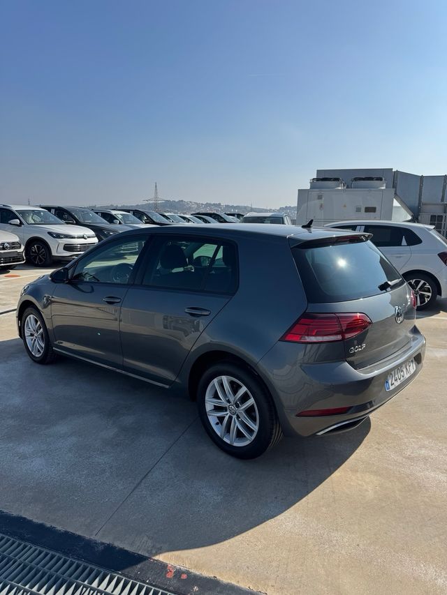 Volkswagen Golf 2018 por 312€/mes