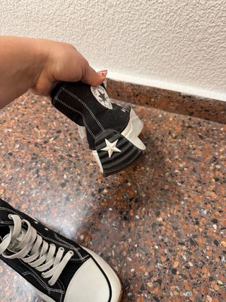 Converse Plataforma Talla 39 Negras/Blancas