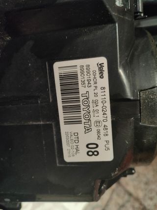 Faro Derecho Toyota Auris