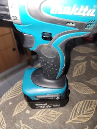 Taladro Atornillador Makita BDF440 14.4V +bateria