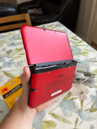 Nintendo 3DS XL 64GB Rosso