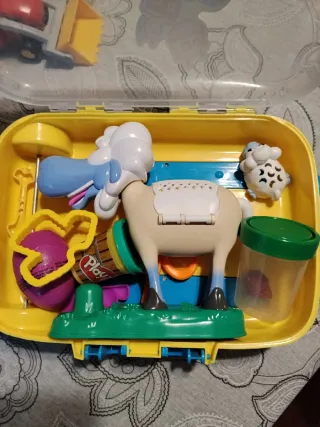 juguetes varios 2'5€ unidad o lote completo 20€.