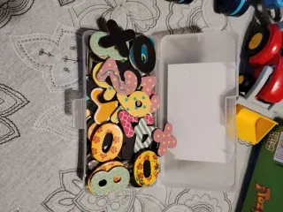 juguetes varios 2'5€ unidad o lote completo 20€.