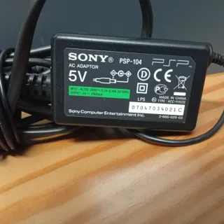 PSP 1004 Edición Coleccionista + Caja + 7 Juegos