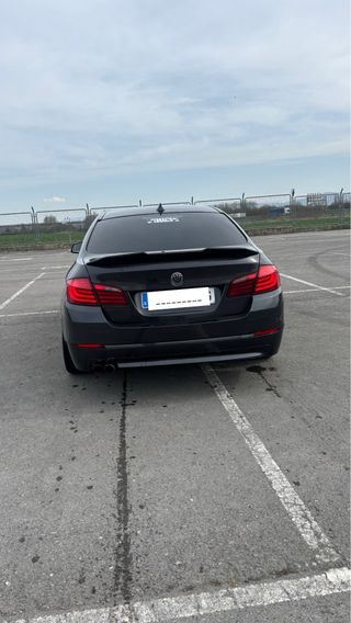BMW Serie 5 2011 530d