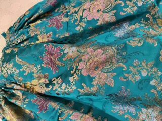 Vestido de Fallera, corpiño, falda y manteletas