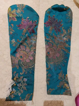 Vestido de Fallera, corpiño, falda y manteletas