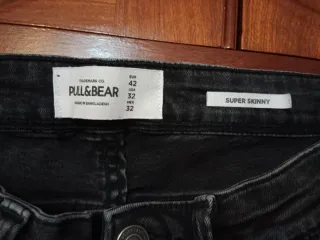 Pantalones vaqueros mujer Pull and Bear Talla 42
