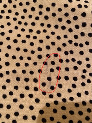 Blusa Zara lunares beige y negro Talla M