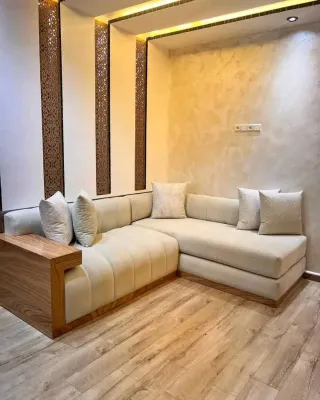 Sofá modular curvo color crema