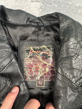 Gabardina Stradivarius Vintage Cuero Negra  Mujer