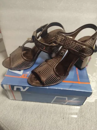 Sandalias Destroy Tacon Cuadrado