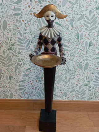 URGE POR MUDANZA Set Figuras Arlequín