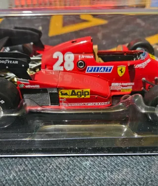 Maqueta Ferrari 126 C3 1:24 Arnoux 1983
