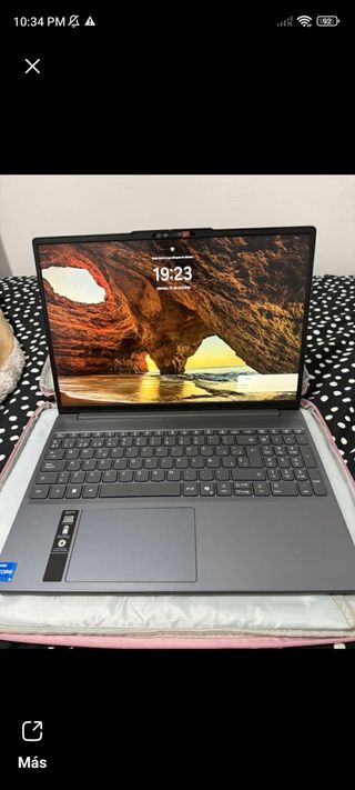 Vendo portátil lenovo como nuevo