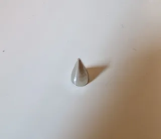 Lotto 100 borchie a punta stile punk