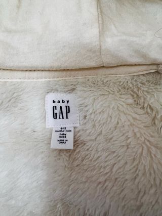 Jersey Gap Niña Beige talla de 6-12 meses. Nuevo