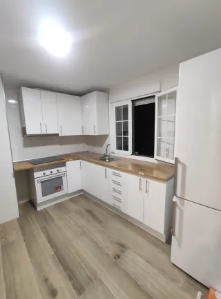 Alquiler de habitacion en AV/ De Buenos Aires