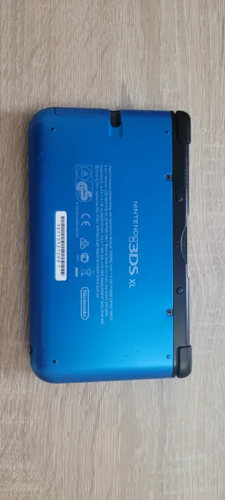 Nintendo 3DS XL Azul