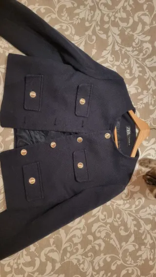 Chaqueta crop Zara azul marino #crop #zara