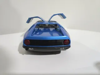 Coche juguete Mercedes C111 azul
