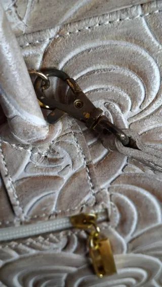 Borsa vera pelle lavorata beige e oro