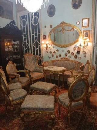 Salón antiguo Luis XV madera y tela