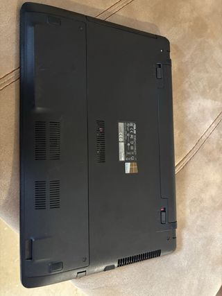 Portátil Asus K550C.  (para piezas)