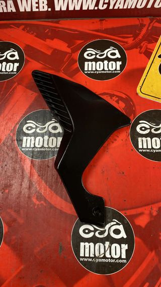 Tapa embellecedora Honda VFR 1200 , REF 64750-MGE-000