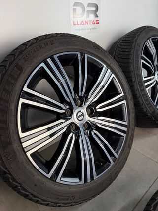 LLANTAS VOLVO V60 18” ORIGINALES CON NEUMÁTICOS