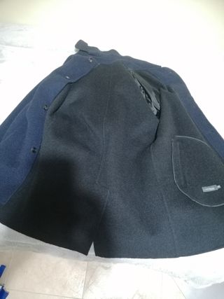 Abrigo 150€ lana Cortefiel muy caro