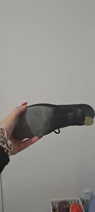 Zapatos Daniel y Dessire negros