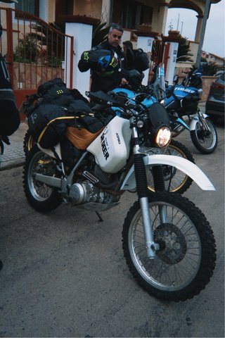 YAMAHA TT 600 RE (Arranque eléctrico)