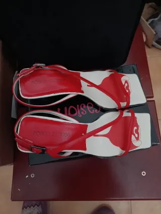 Sandalias Foco & Close Rojas y Blancas