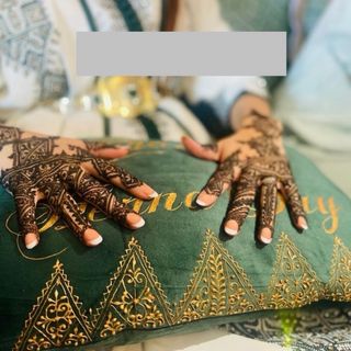 Vestido blanco y verde bordado