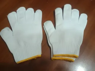 2 PARES DE GUANTES BLANCOS DE TELA