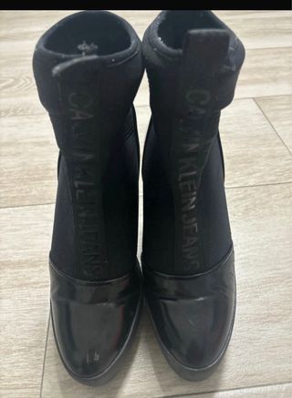Botines Calvin Klein Negros