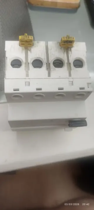 Diferencial Schneider Electric 63A SI