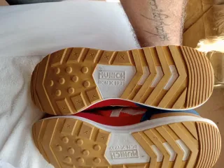 Zapatillas Munich casual rojas y azules