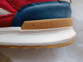 Zapatillas Munich casual rojas y azules