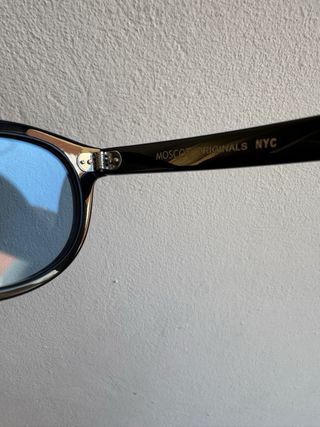 Occhiali da sole Moscot neri e blu