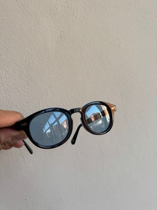 Occhiali da sole Moscot neri e blu