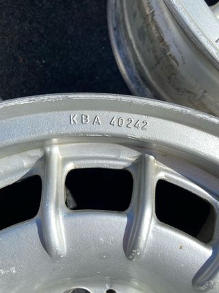 Llantas 14' Barrocas para Mercedes-Benz