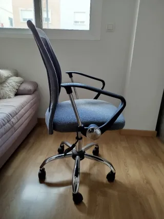 Silla de oficina ergonómica