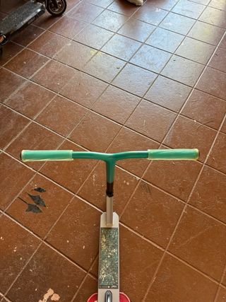 Patinete Scooter Gris y Verde