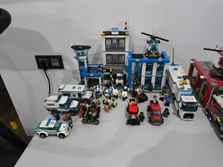 pack Lego City Comisaría de Policía 60047