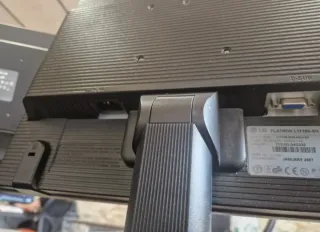 Monitor LG Flatron L1716S